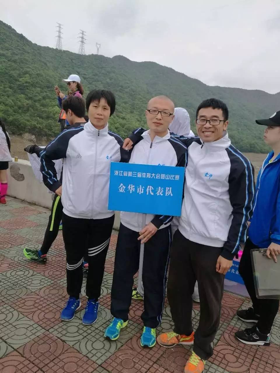 游泳热身赛，皖江玄武队与漓江闪电队鏖战，VAR改判成焦点！教练团队居功至伟-九游娱乐